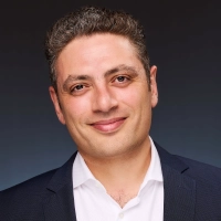 Robert Khachatryan