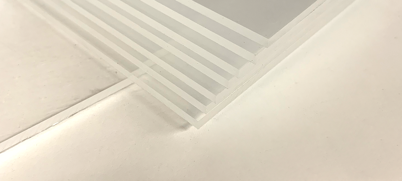 Plexiglas